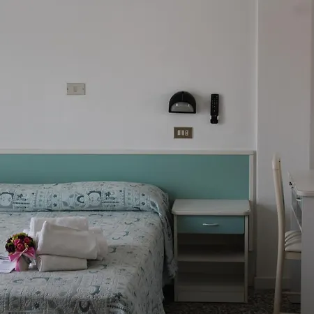 American 벨레지아아지마리나